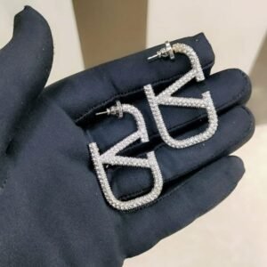 Premium Crystal Drop Earrings — Elegant Statement Design