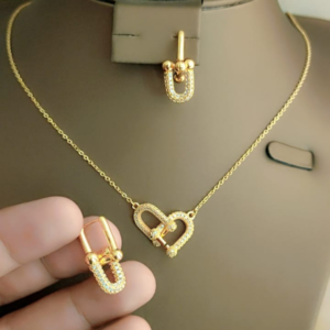 crystal heart necklace set Pakistan